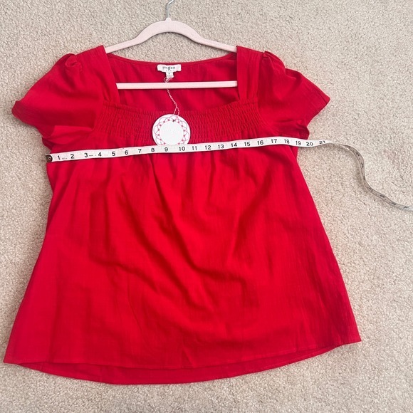 New Umgee‎ USA Red Short Sleeve Smocked Square Neckline Blouse Top Cotton - Picture 6 of 9
